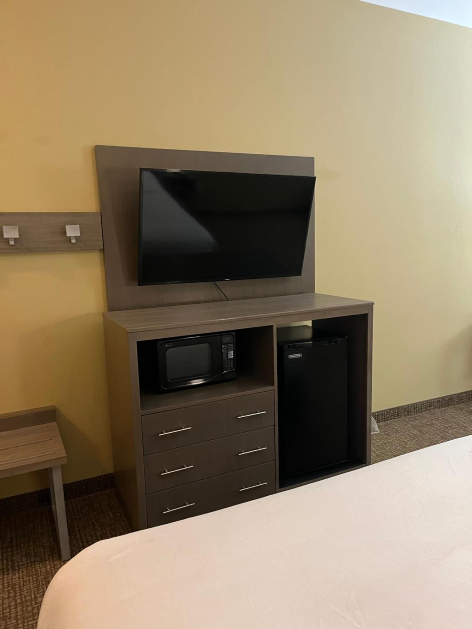 Comfort Inn & Suites Monahans I-20 Esterno foto